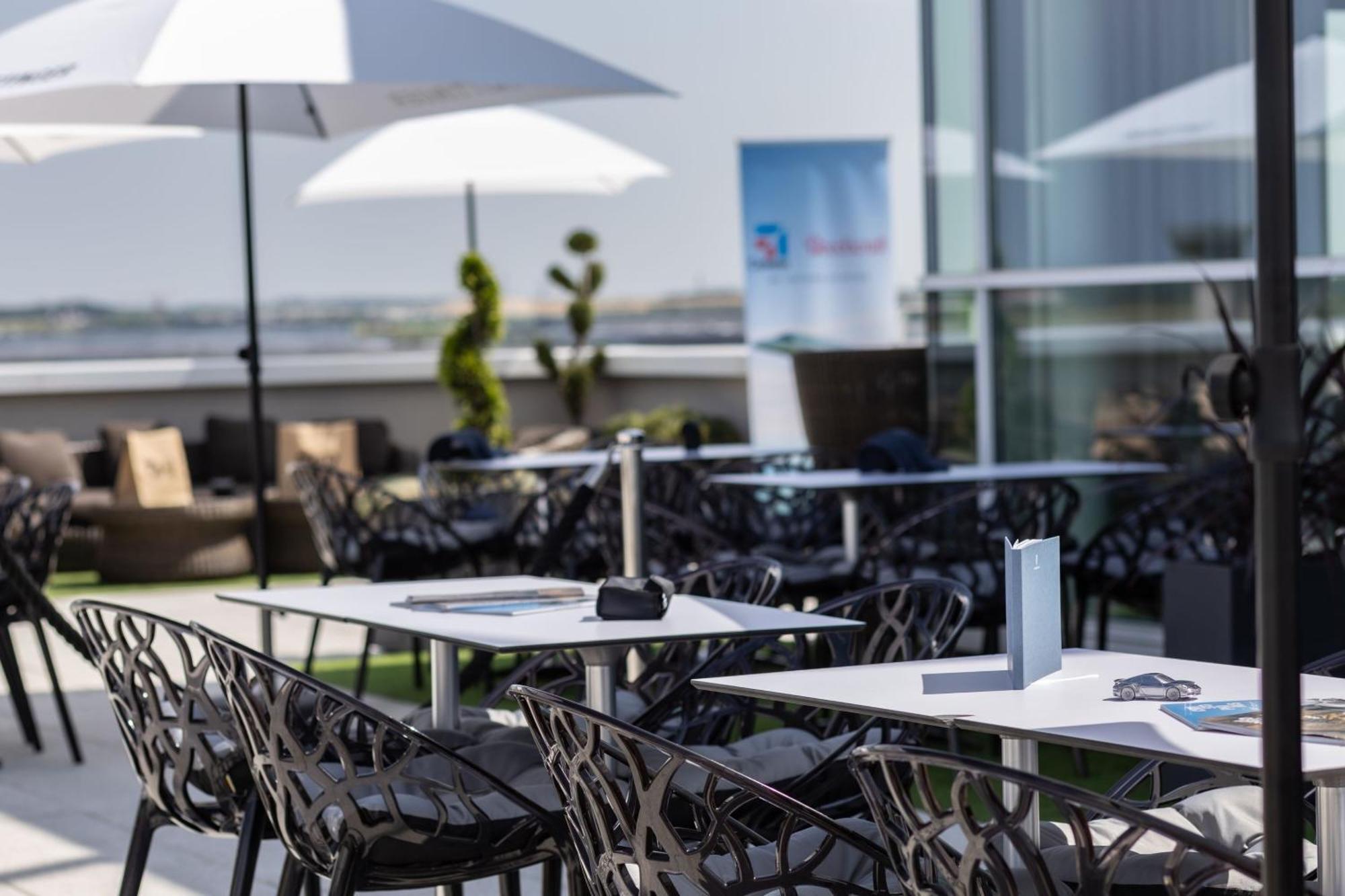 Ac Hotel By Marriott Paris Le Bourget Airport Dugny Exteriör bild
