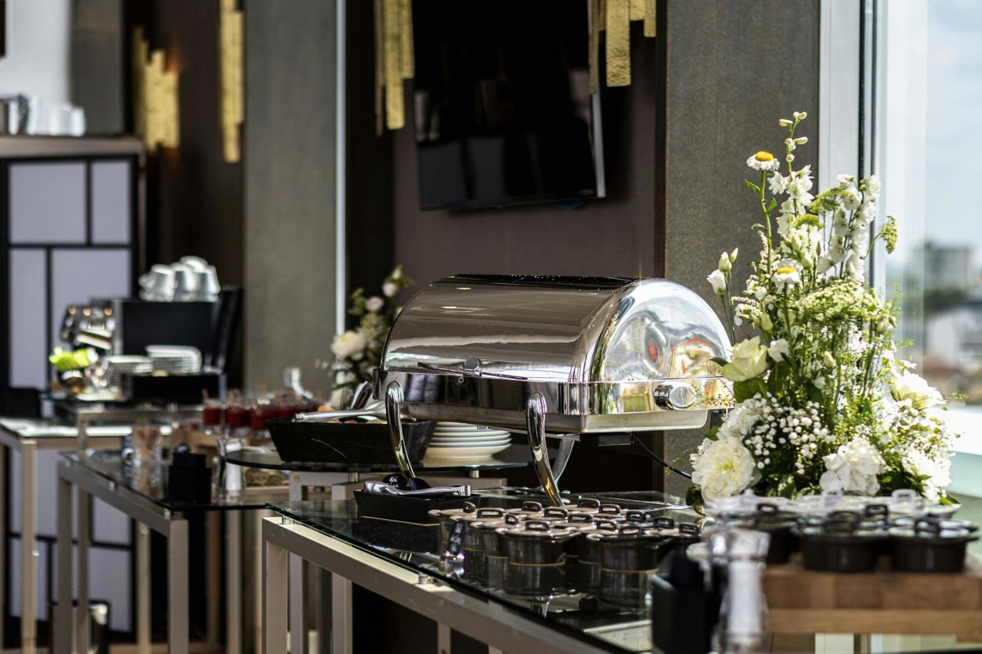Ac Hotel By Marriott Paris Le Bourget Airport Dugny Exteriör bild