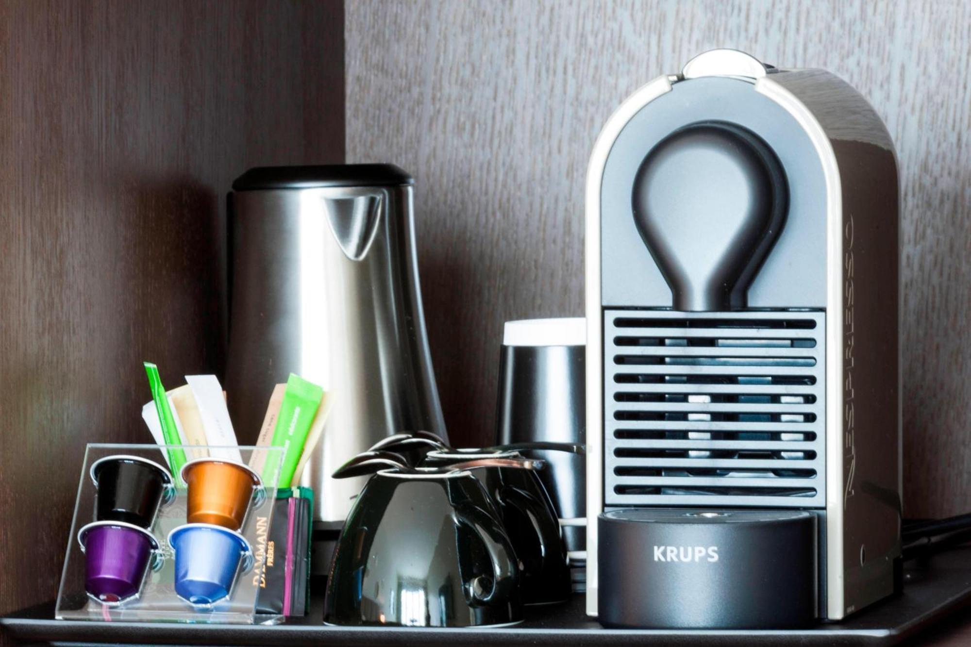 Ac Hotel By Marriott Paris Le Bourget Airport Dugny Exteriör bild